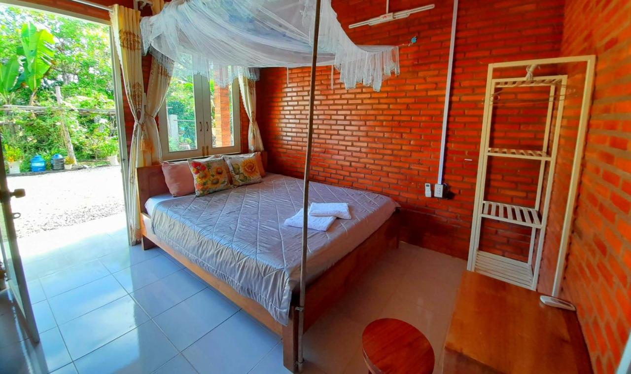 Cat Tien Backpackers Hostel Bagian luar foto