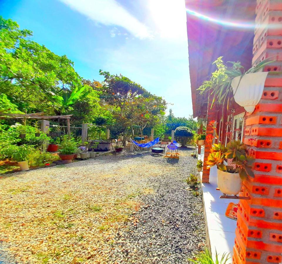 Cat Tien Backpackers Hostel Bagian luar foto
