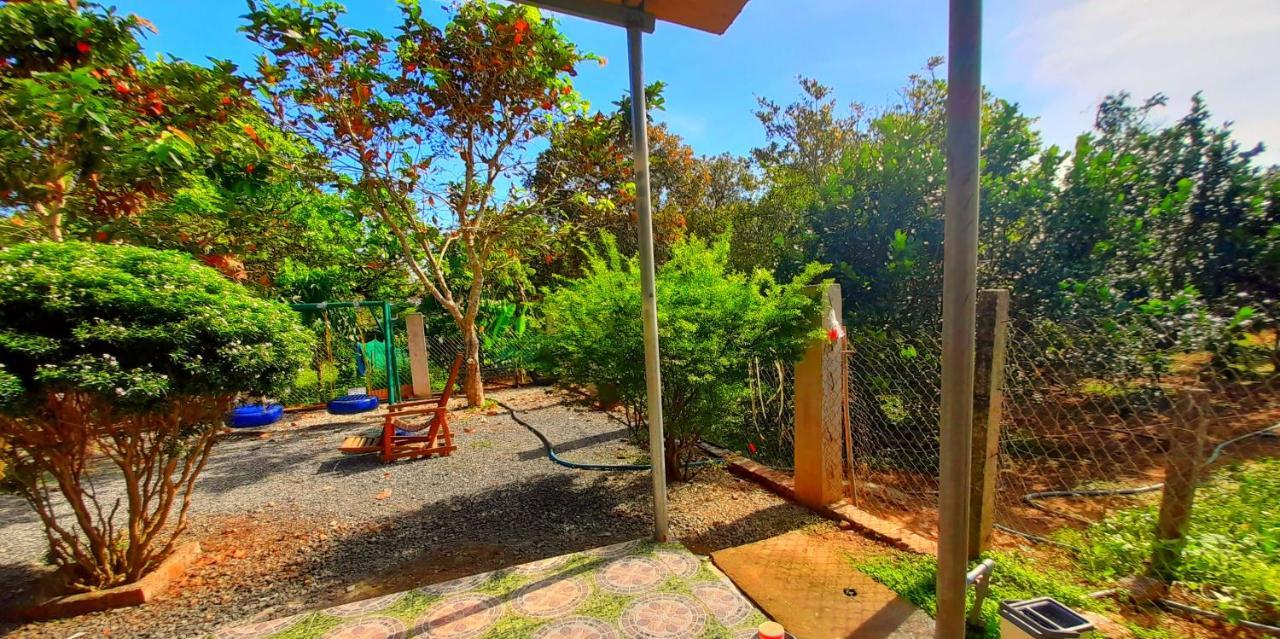 Cat Tien Backpackers Hostel Bagian luar foto