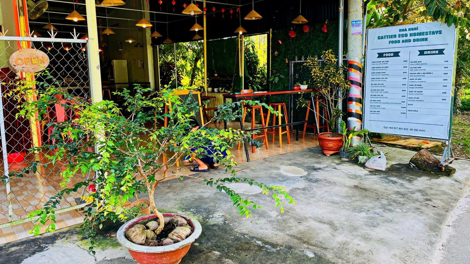 Cat Tien Backpackers Hostel Bagian luar foto
